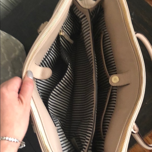Kate Spade Purse - Picture 3 of 6